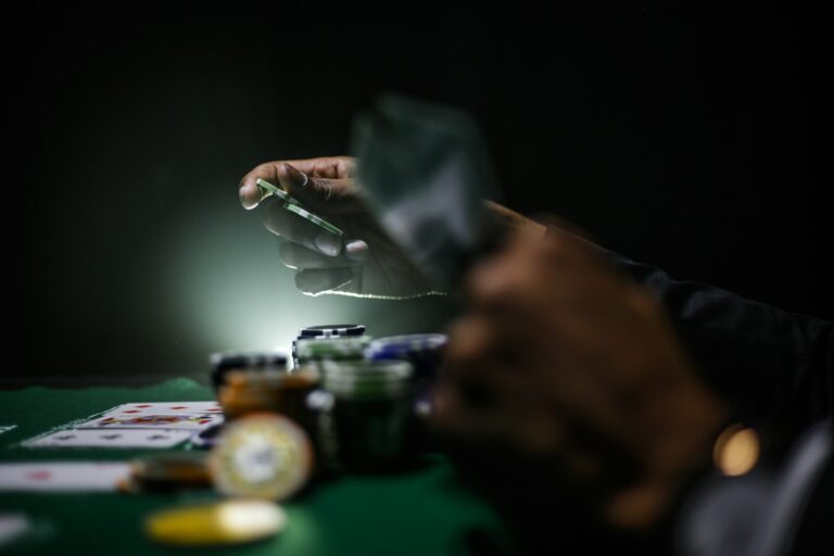 Gambling poker chips